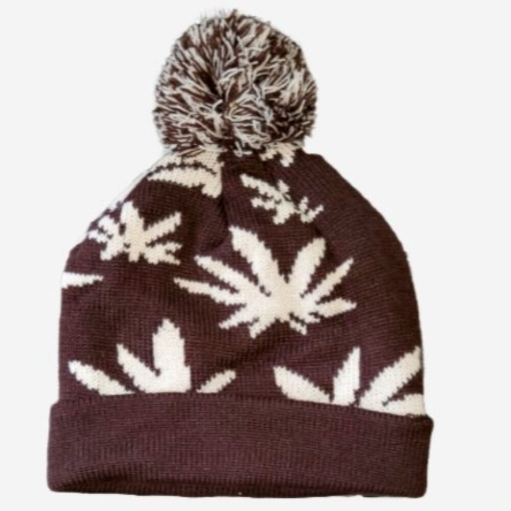 GK Brown Knit Hat Pom Beanie Leaves Cream Cozy Grunge Baddie Winter Skater